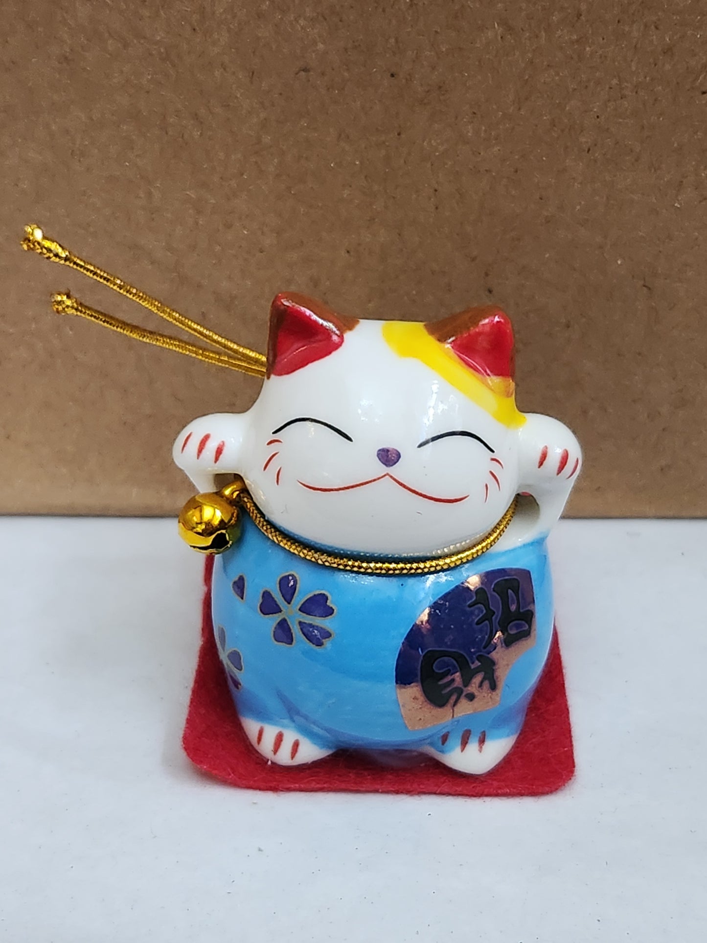 Small Maneki Lucky Cat Figurines