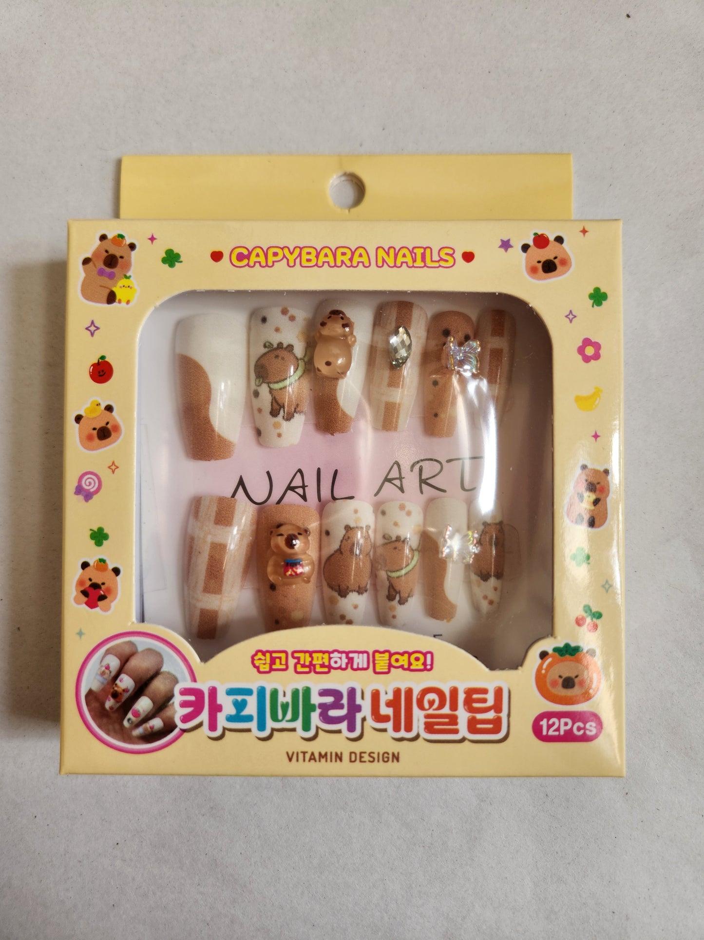 Fake Nails Capybara Design