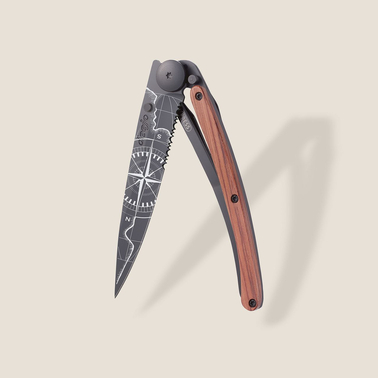 Deejo 37G coral Wood / Terra Incognita Pocket Knife