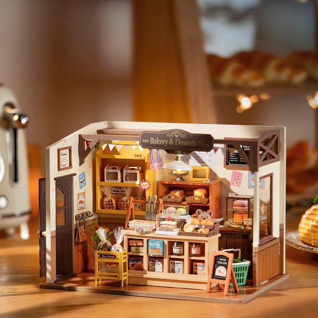 DIY Mini Model Kit - Becca's Baking Cafe