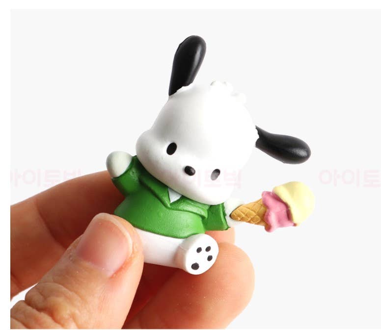 Sanrio Pochacco Picnic Theme Collectable Mystery Figure Charm