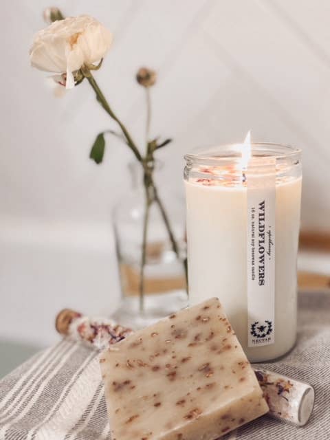 Wildflowers : Apothecary Candle ( spring summer )