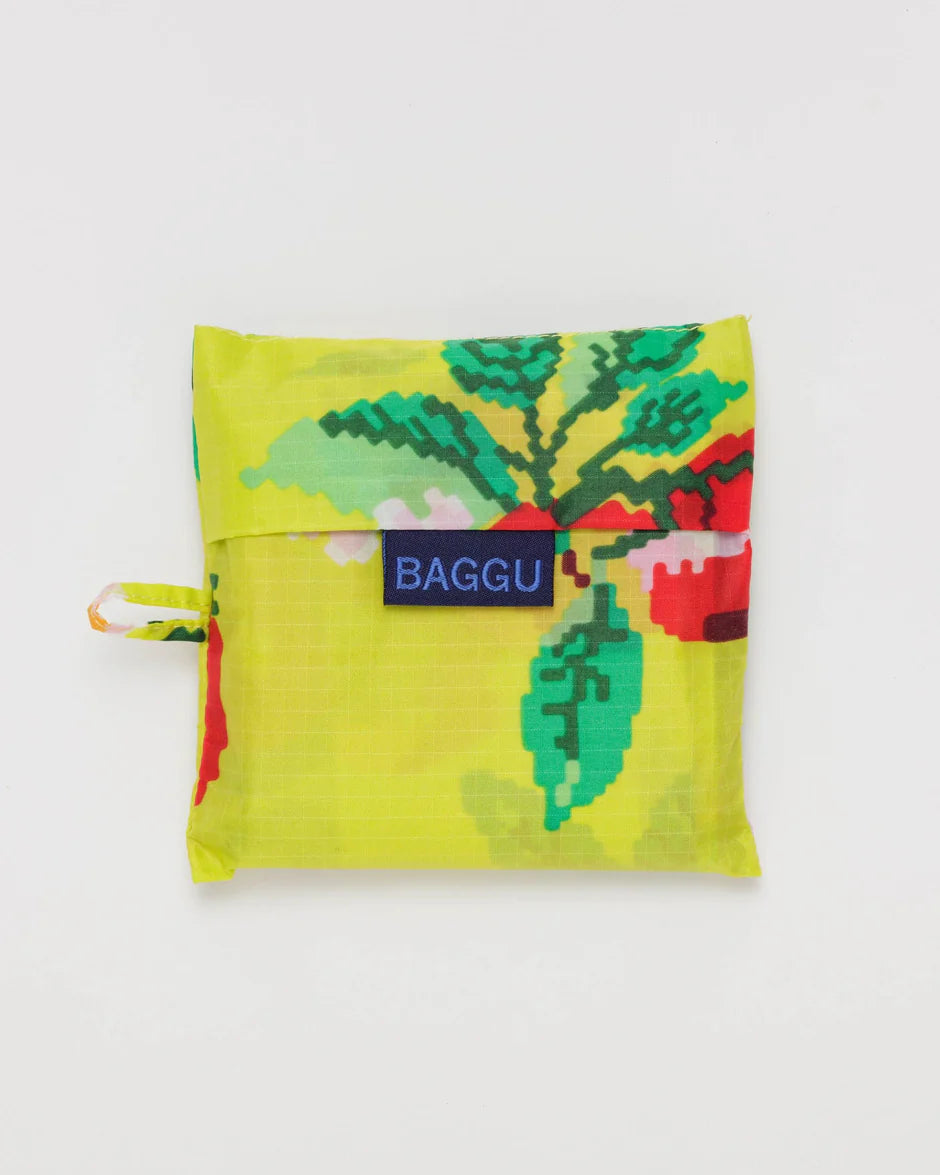 Standard Baggu - Needlepoint Apple