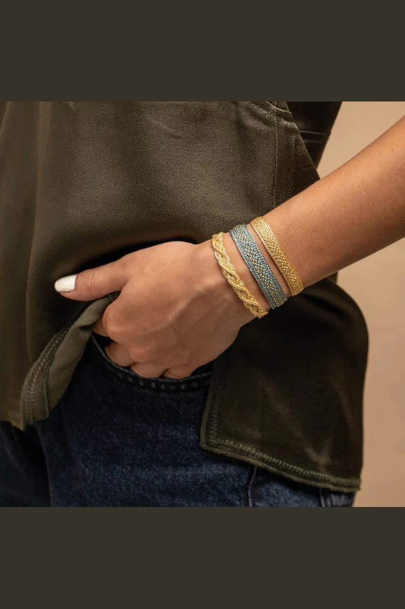 Izy n°1 bracelet in Gold Denim