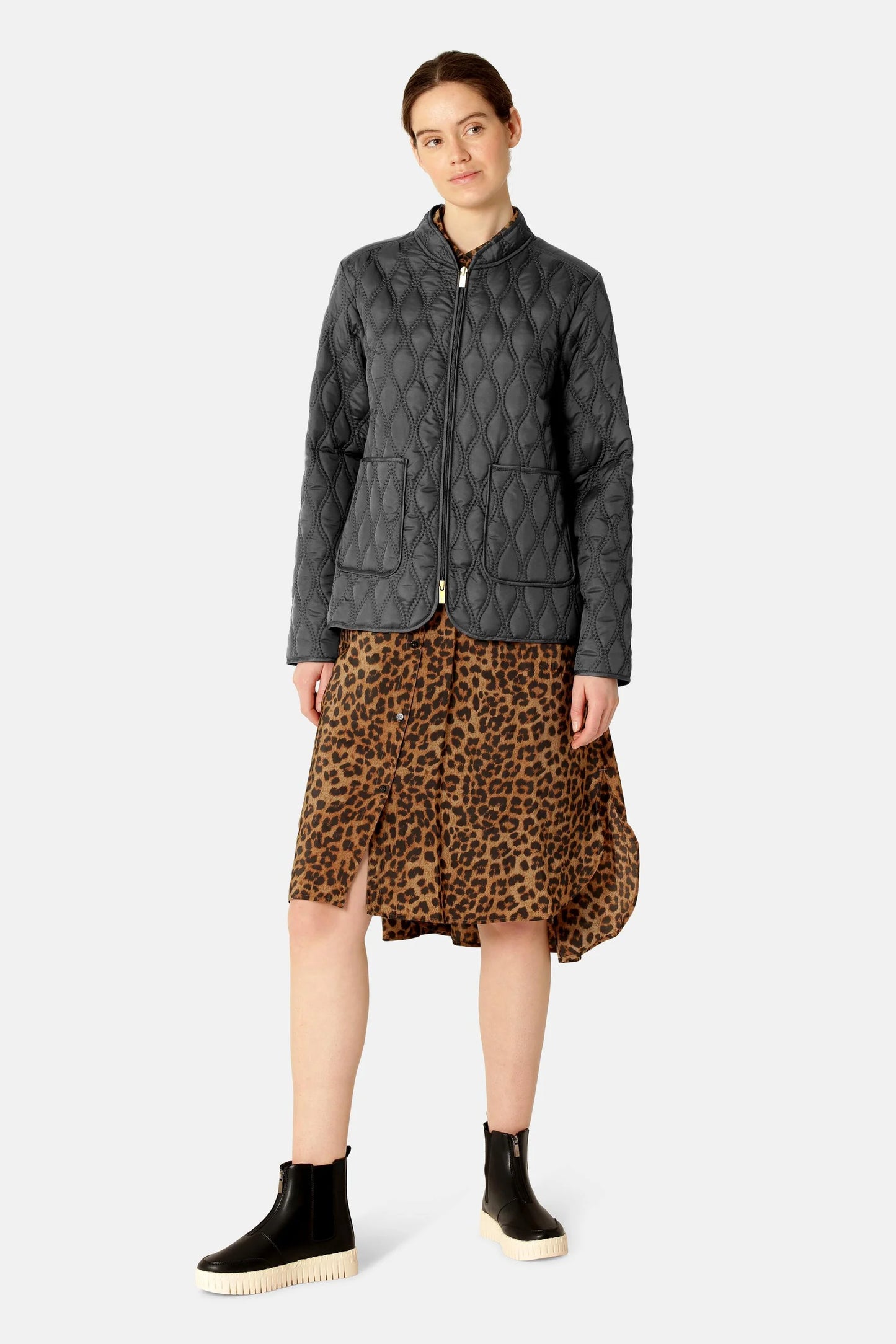 Short Quilt Jacket | Black