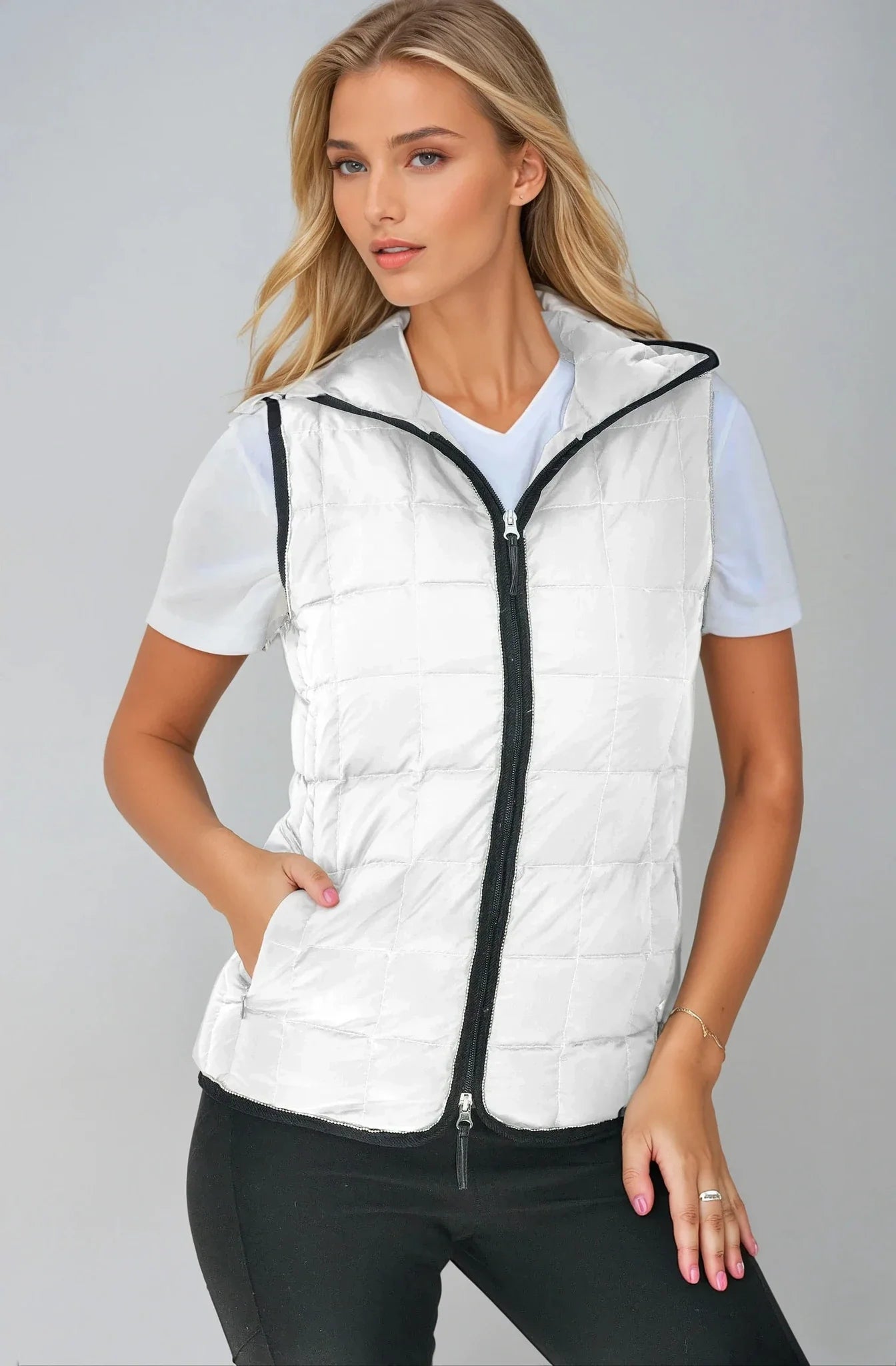 Aisa Puffer Vest With Hood