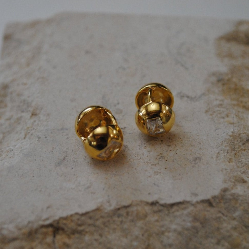 Maru Earring