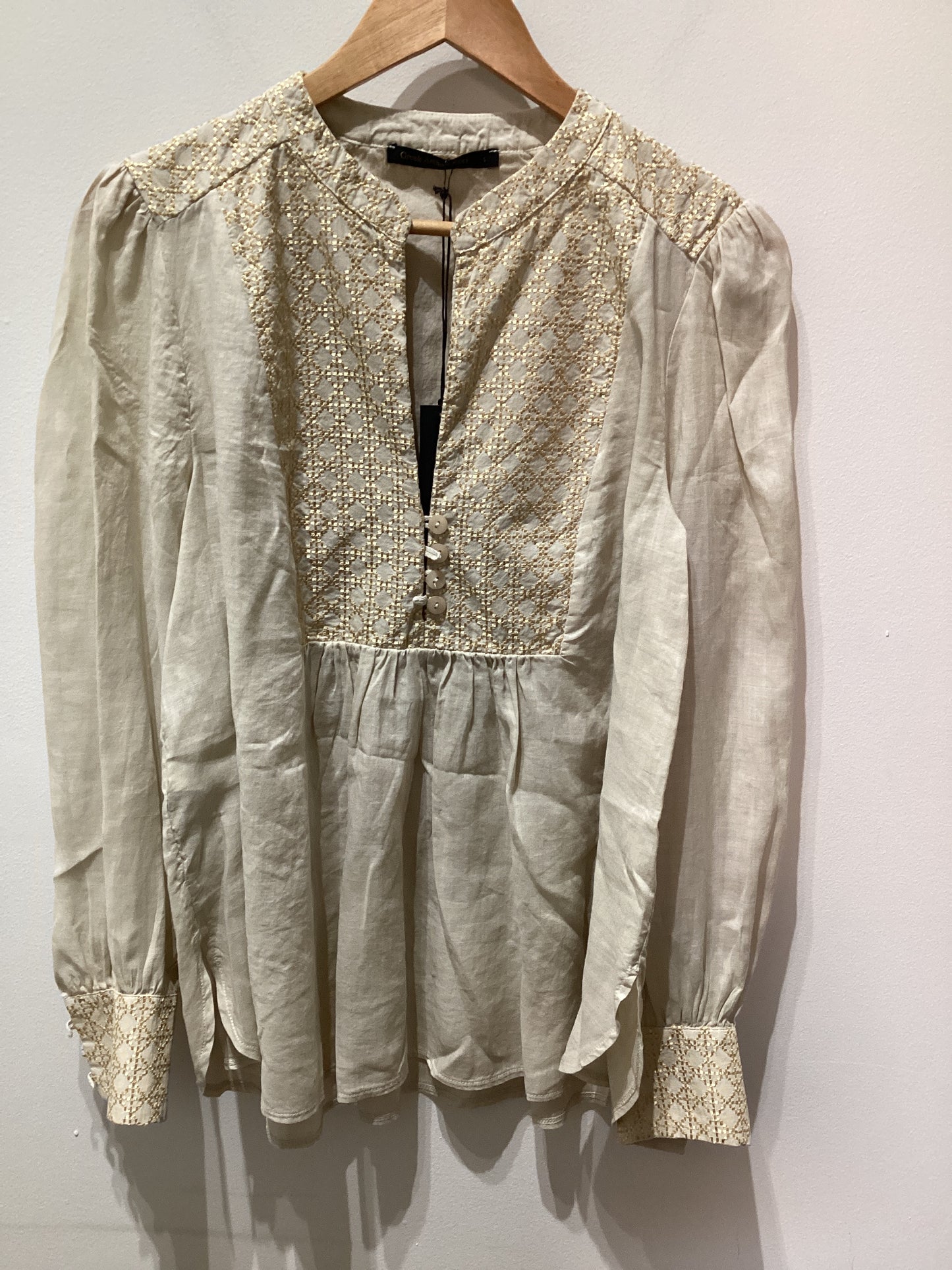 Milla Cross Buttons Blouse