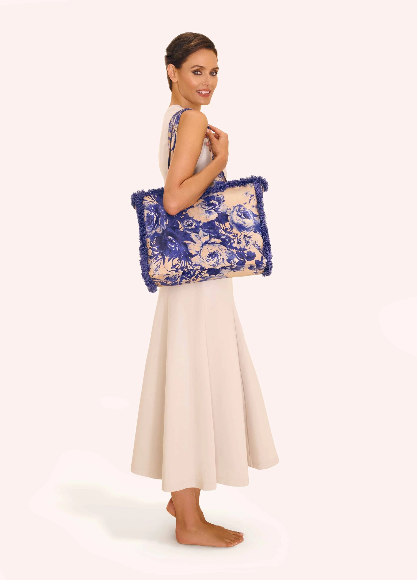 Fringed Box Tote - China Blue Blooms Blue