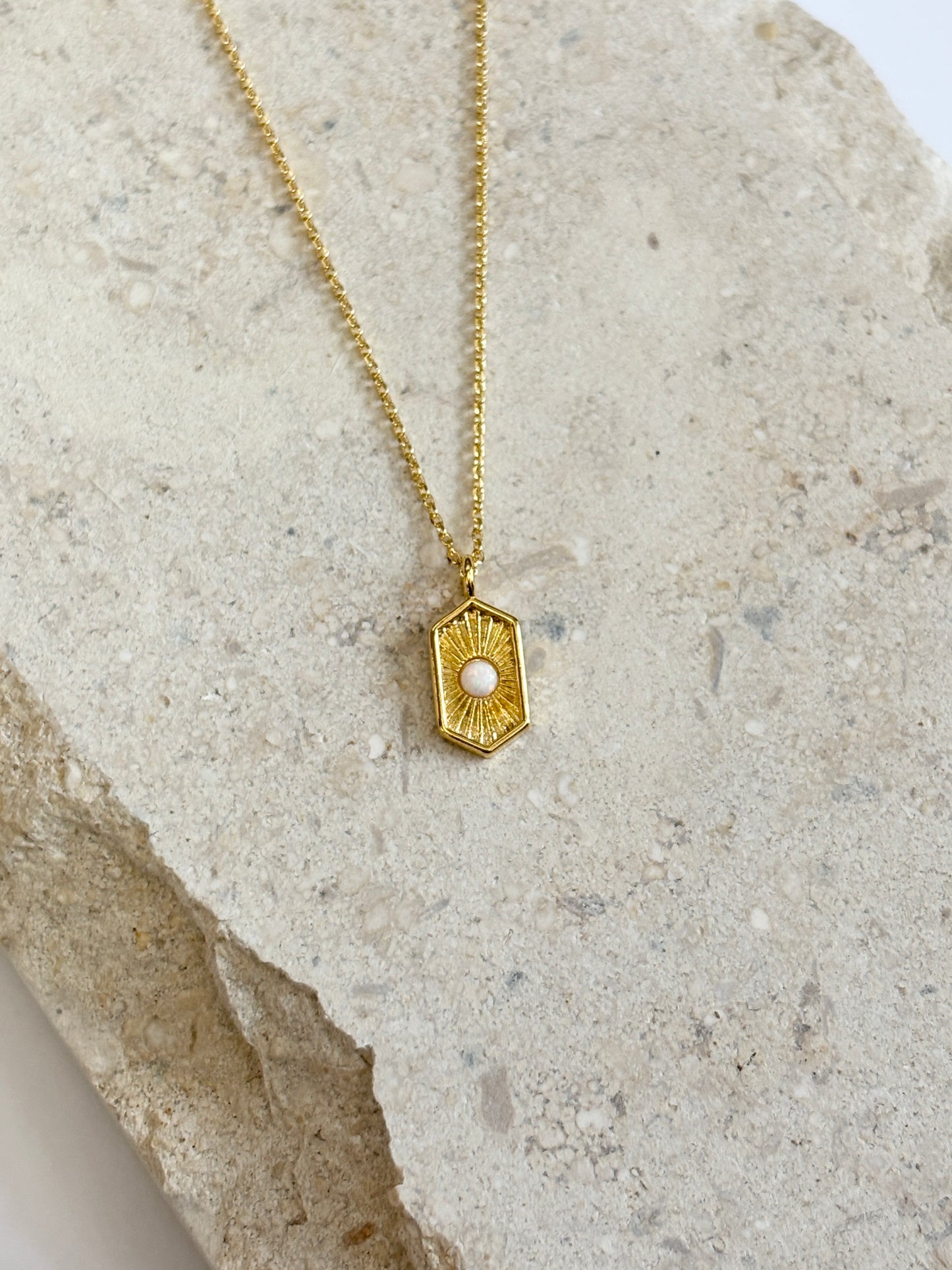 Nana Necklace
