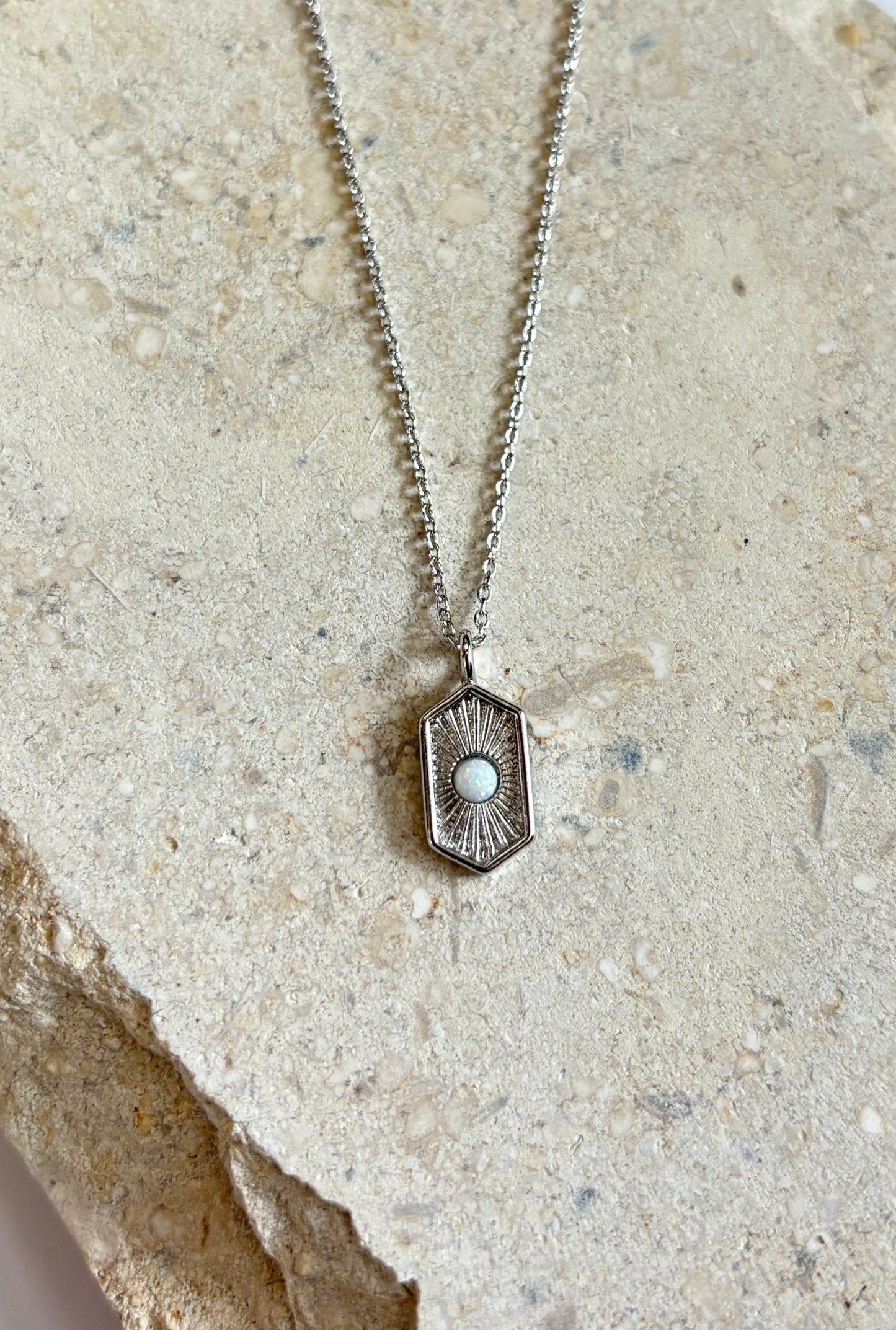 Nana Necklace