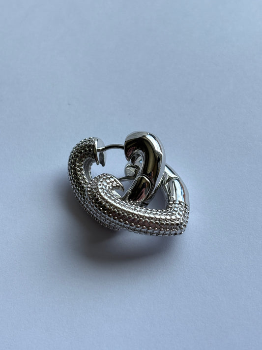 Ariana Hoop Earrings