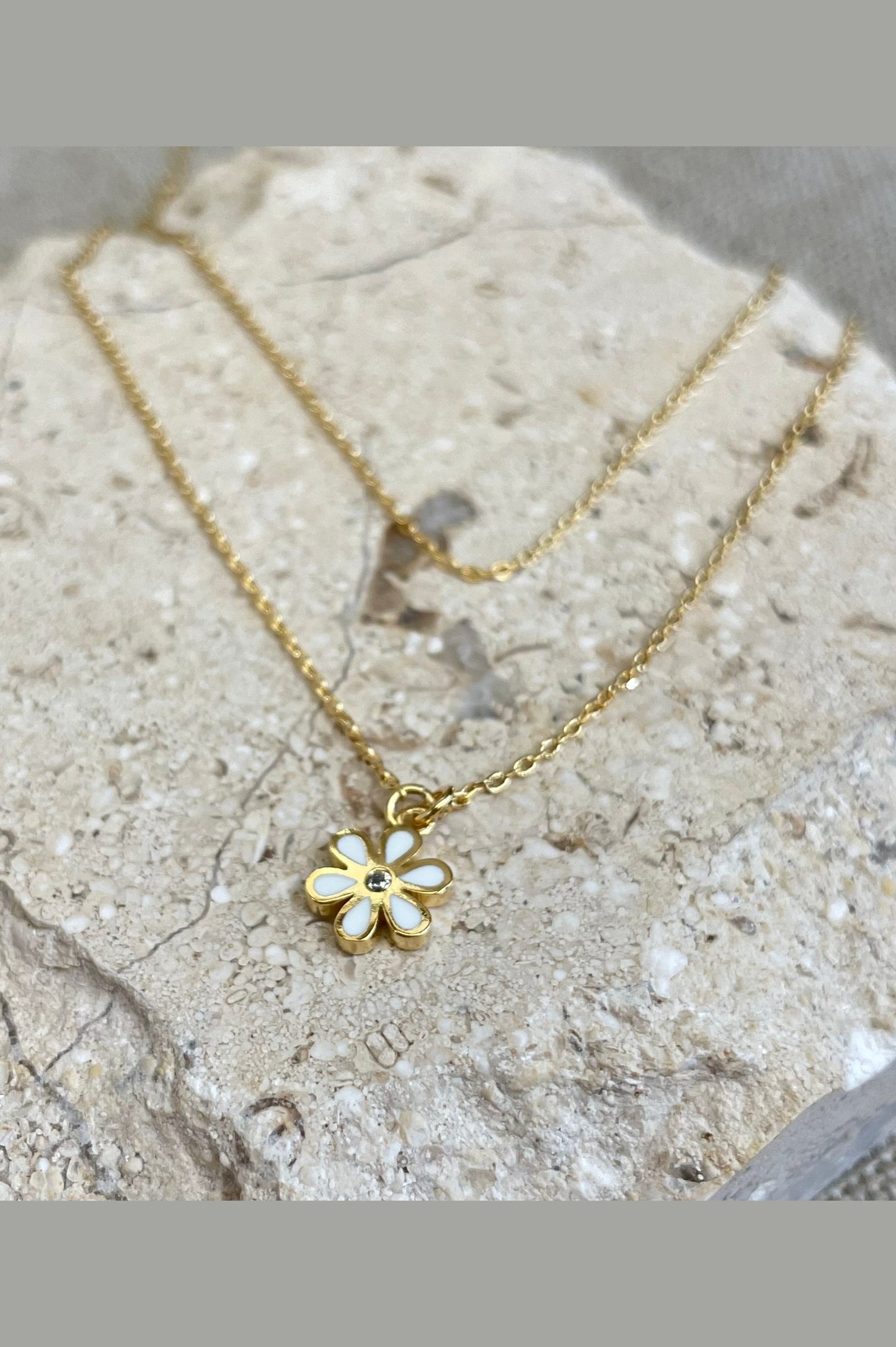 Flor Necklace