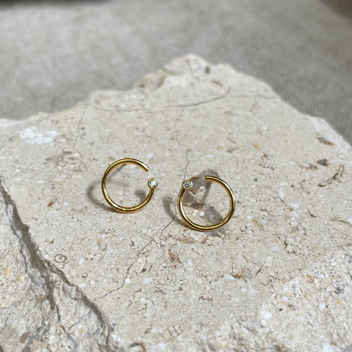 Cubic Zirconia Circle Stud Earrings