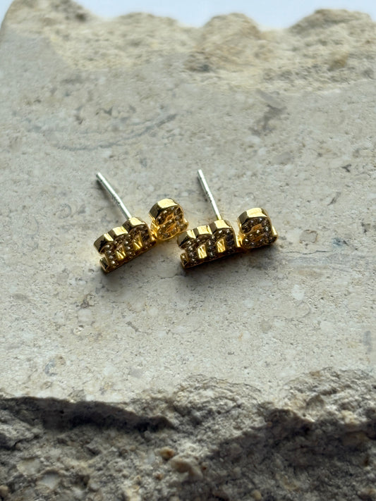 Ma Diamond Stud Earrings