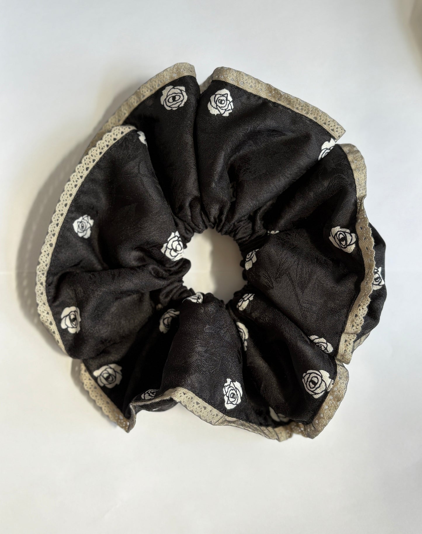 Stevie Hair Scrunchie