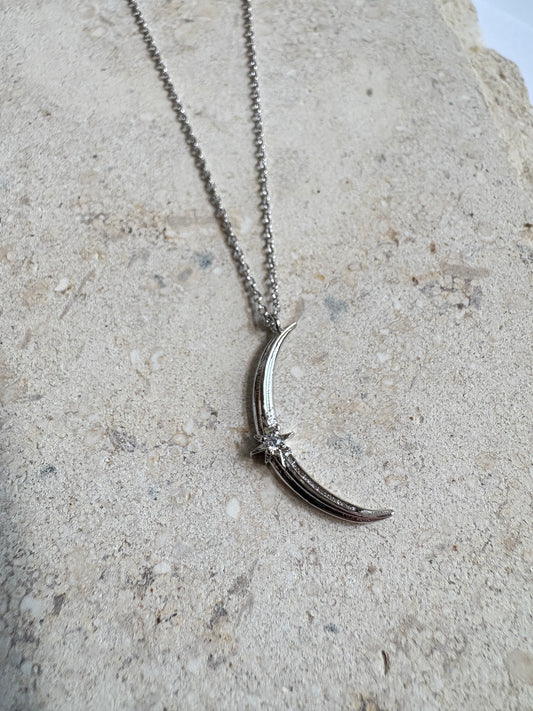The Crescent Moon Necklace