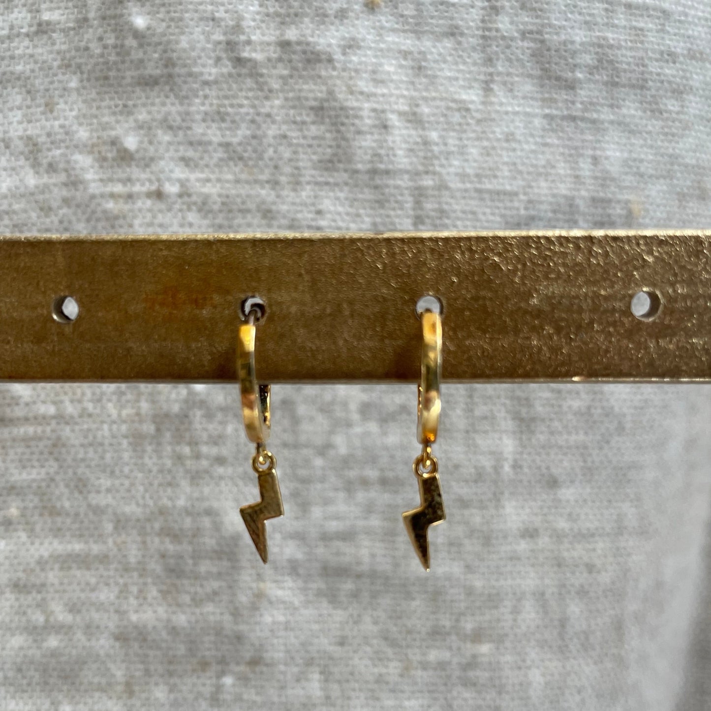 Lightning Huggie Hoop Earrings | Gold
