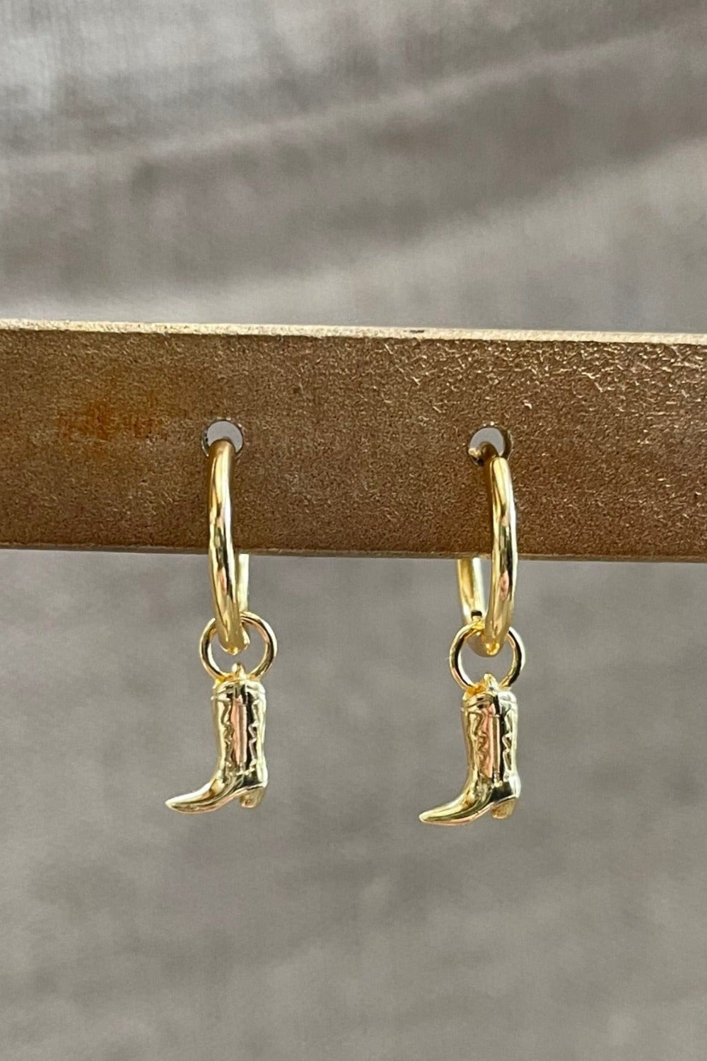 Coastal Cowgirl Huggie Hoop Earring