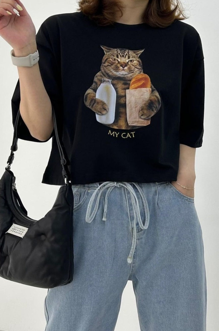 Baguette Cat Cropped Tee