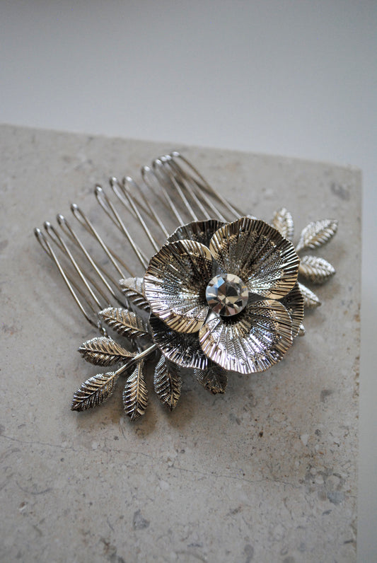 The Silver Flower Hair Comb