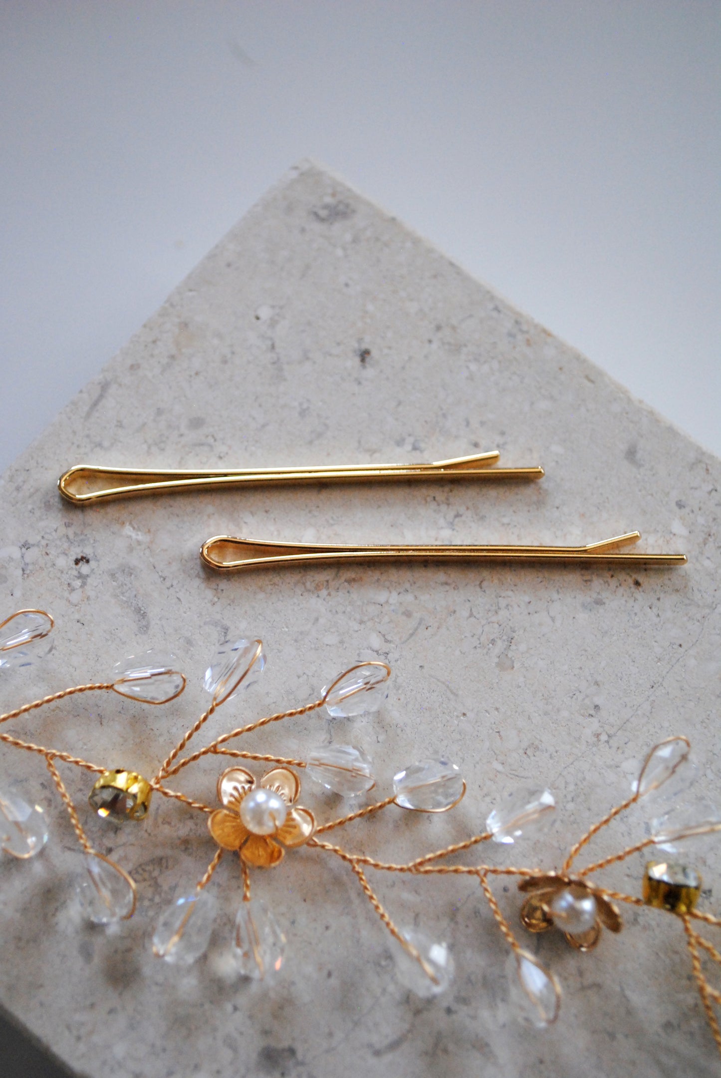 Dainty Eight Flowers with Pearl Branches- Head Piece