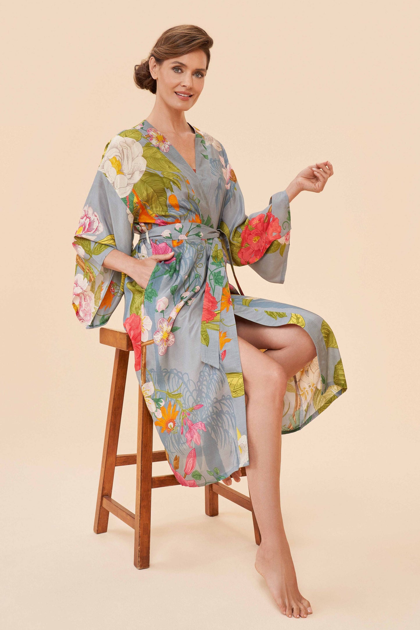 Tropical Flora and Fauna Kimono Gown in Lavender