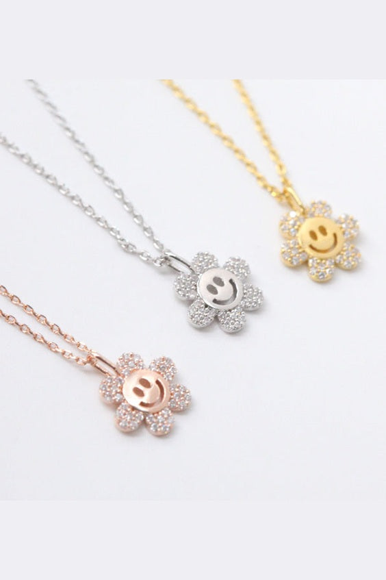 Happy day necklace