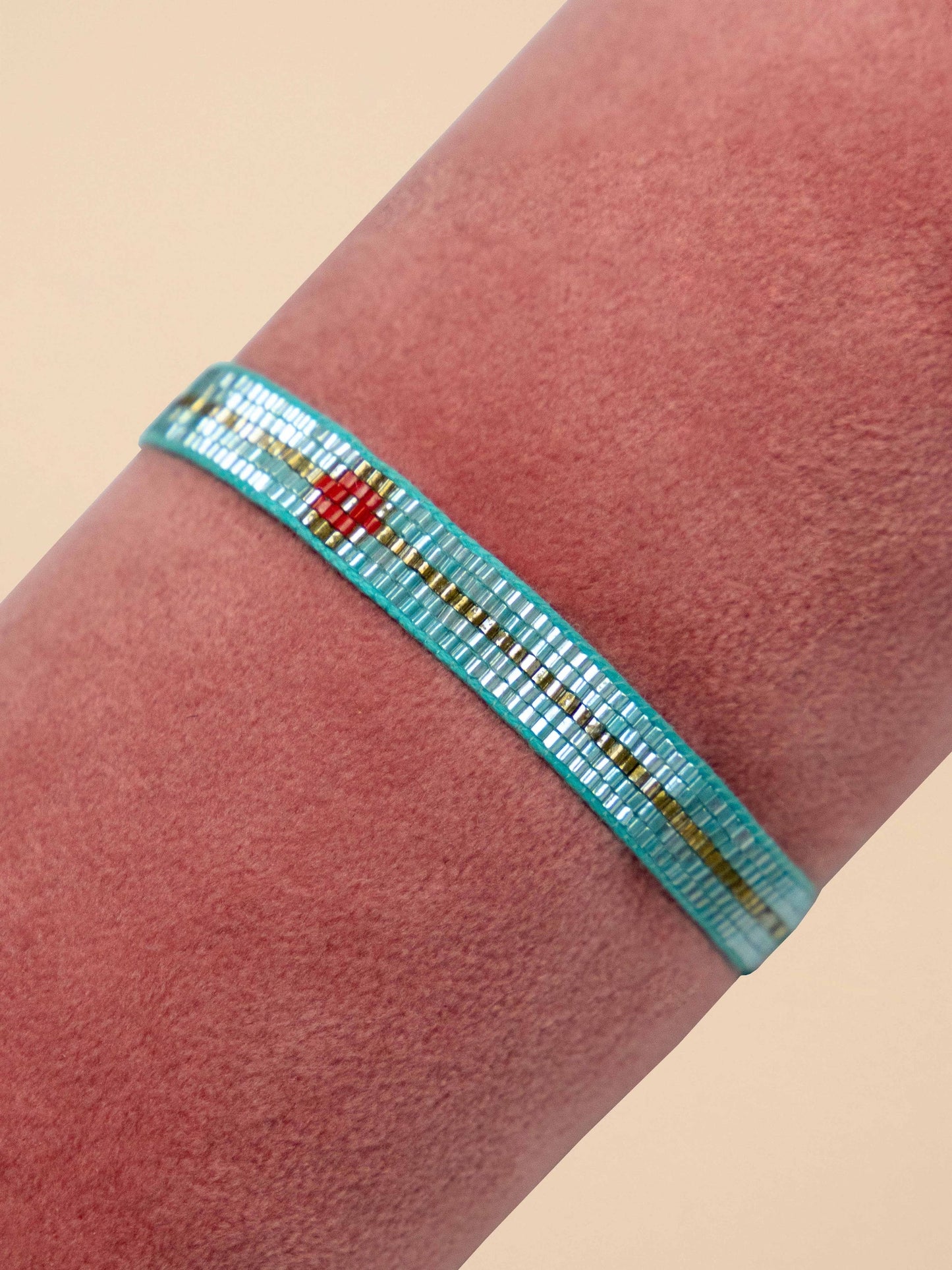 Beaded Bracelet Narrow - Aqua & Gold with Diamond