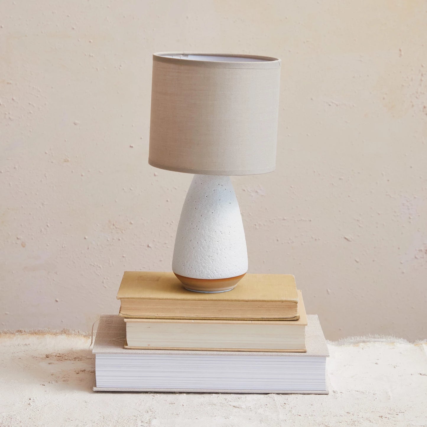 Coarse Stoneware Table Lamp with Linen Shade