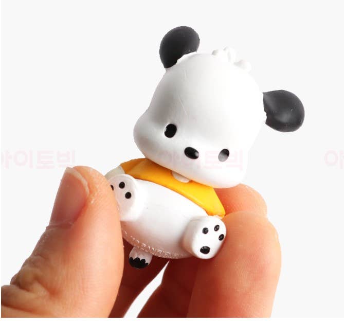 Sanrio Pochacco Picnic Theme Collectable Mystery Figure Charm
