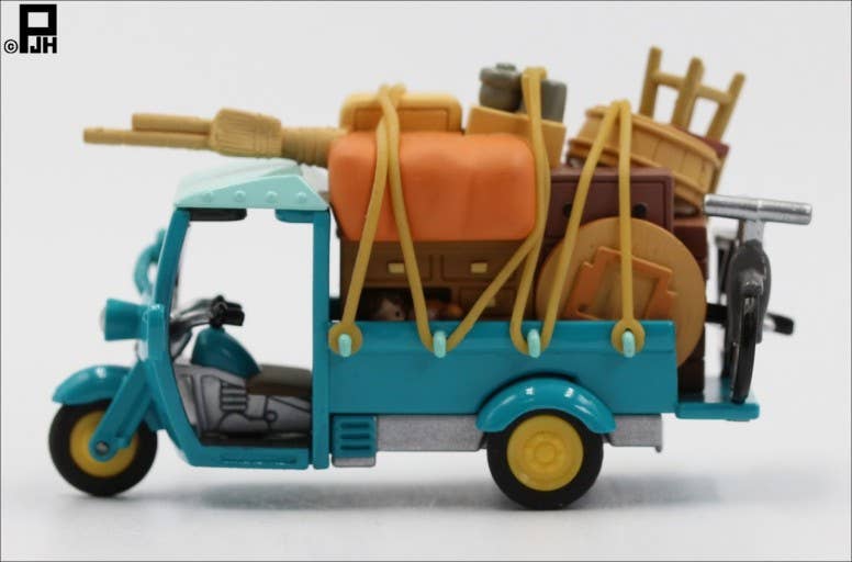 My Neighbor Totoro Mini Truck Figure colletable Box