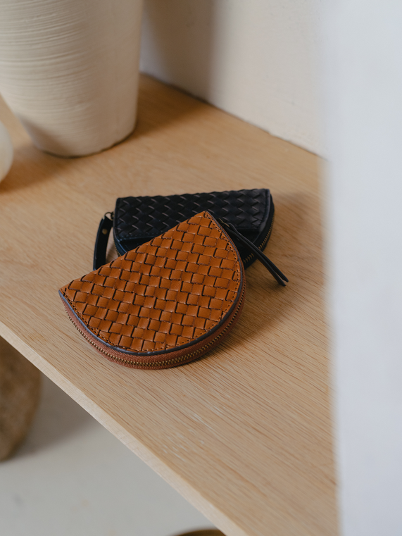 Laura Coin Purse Woven Classic Leather / Small