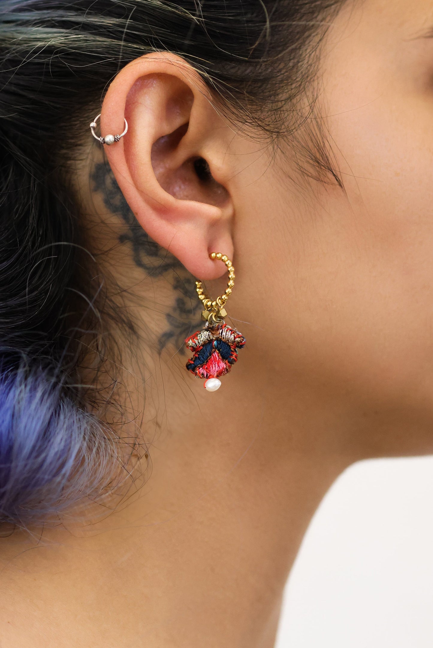 Small Hoop Earrings Embroidered Garden Set, Zara
