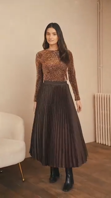 Solid Satin Pleated Skirt - Black