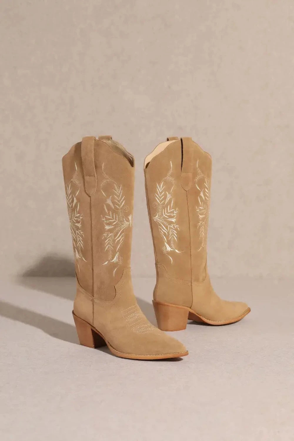 Flora Cowboy Boots Taupe