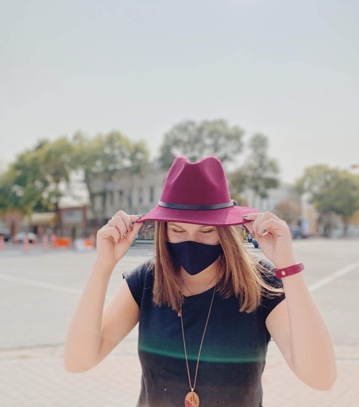 WOOL FEDORA SHORT RIM W/ LEATHER BAND