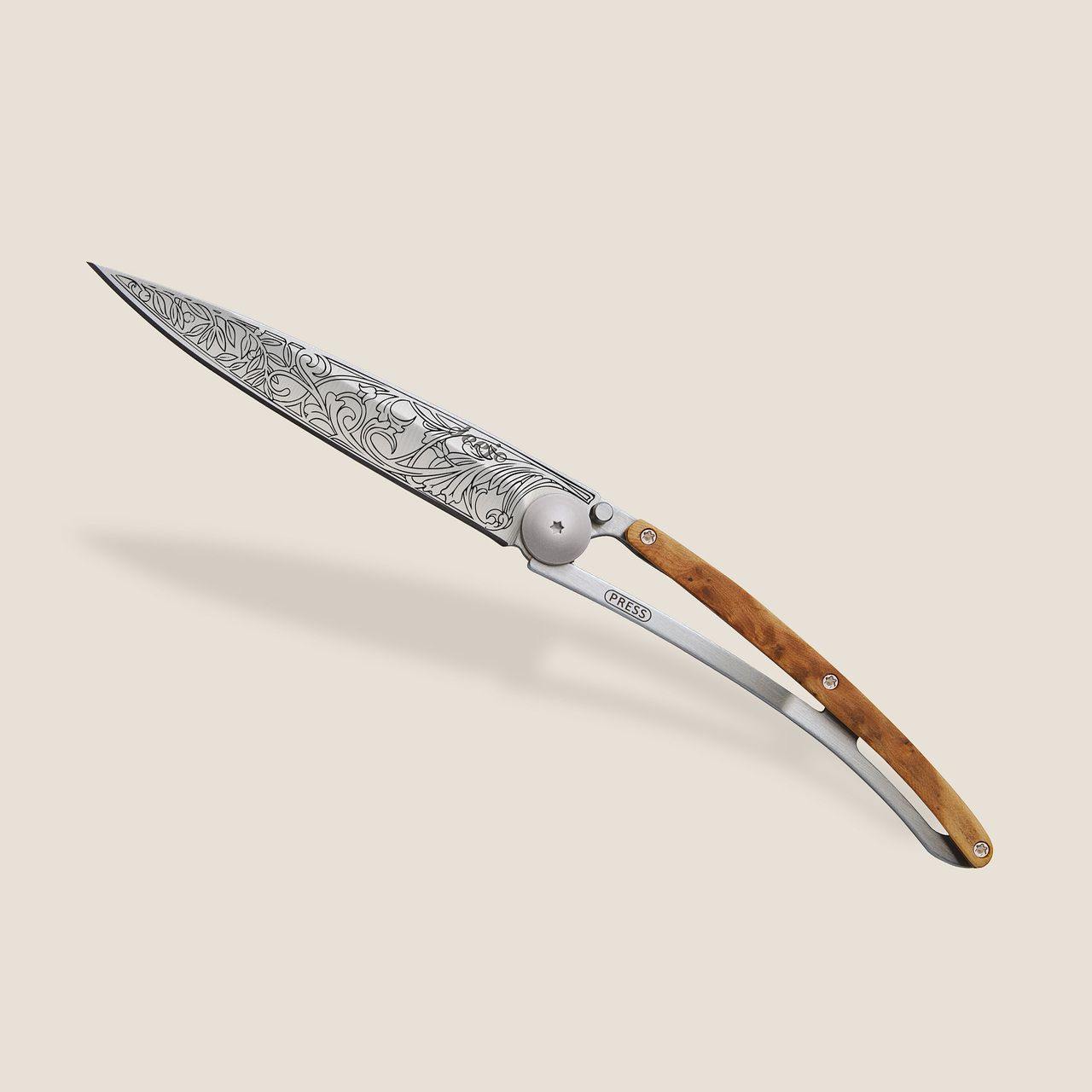 Deejo 37G Juniper Wood / Art Nouveau Pocket Knife