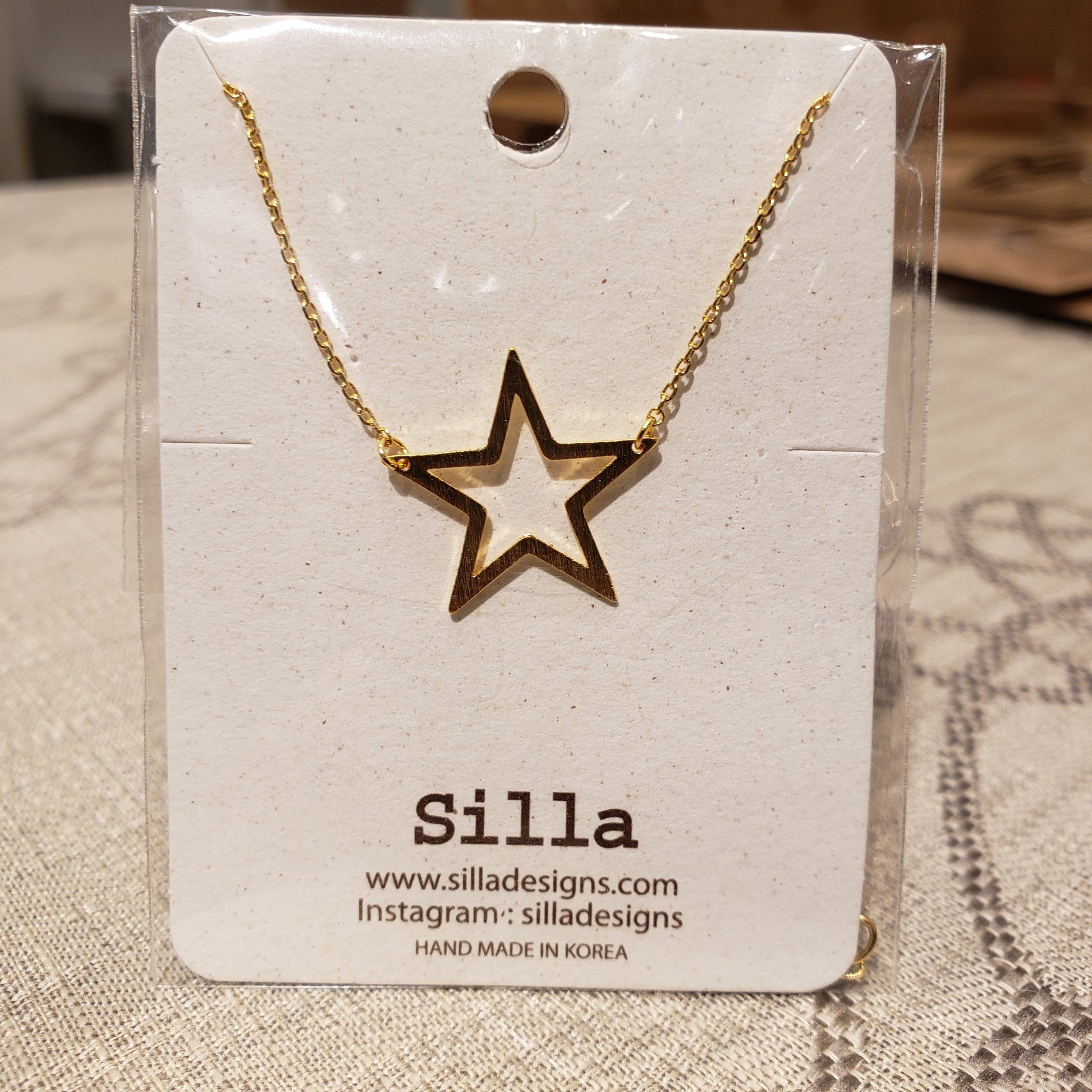 Star Outline Necklace
