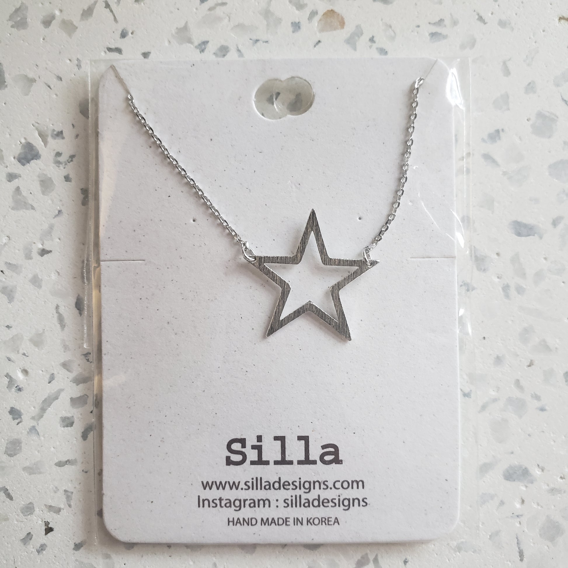 Star Outline Necklace