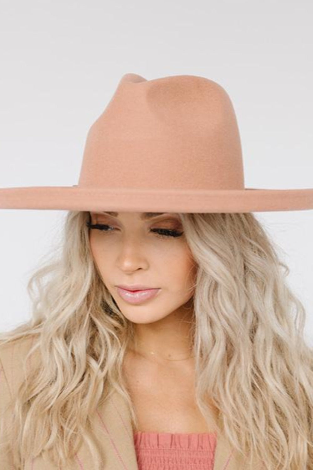 The Cara Loren Pencil Brim Hat - Dusty Pink