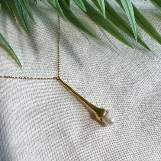 Nellie Necklace