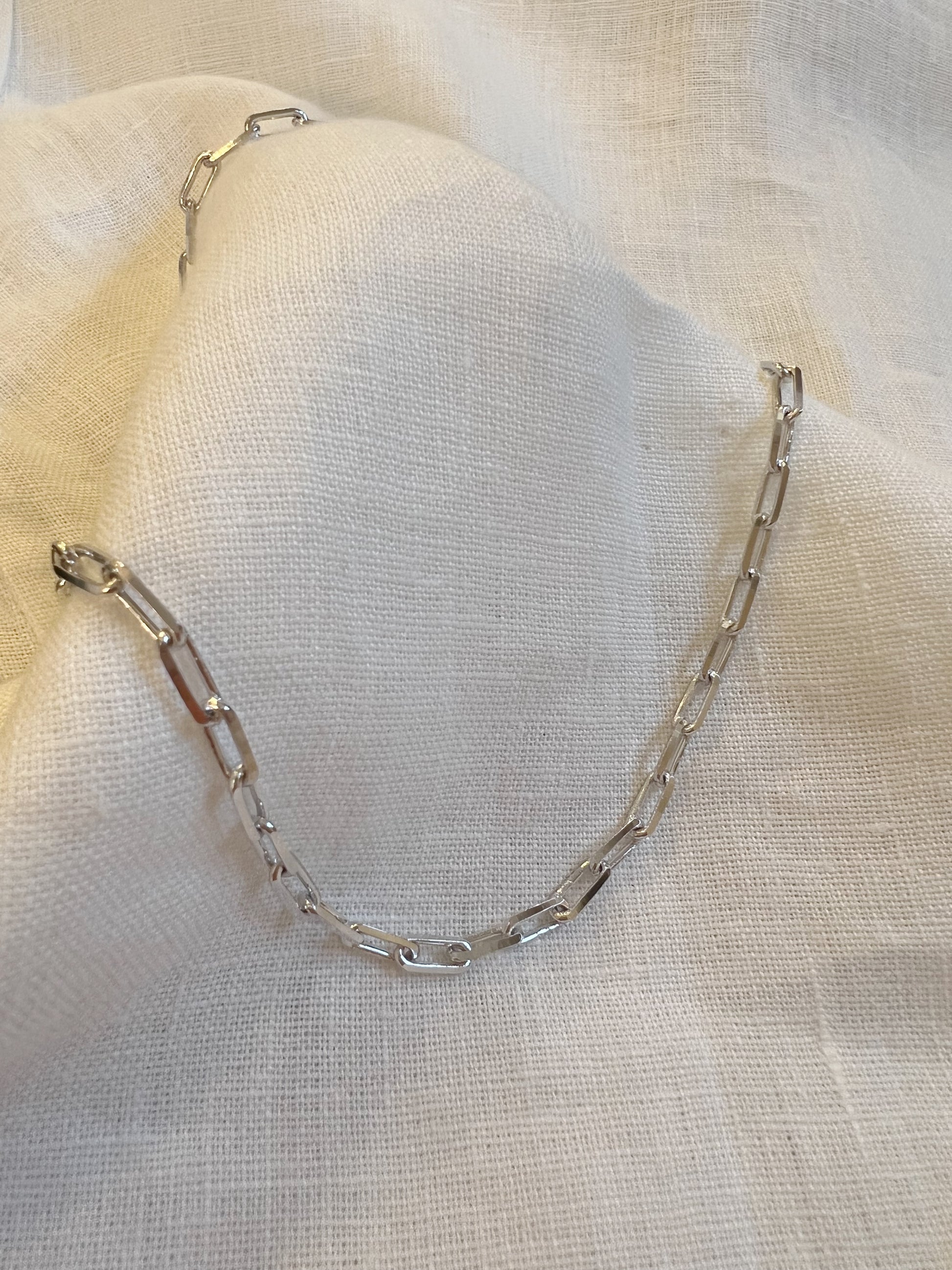 Gobi Short Chain Necklace