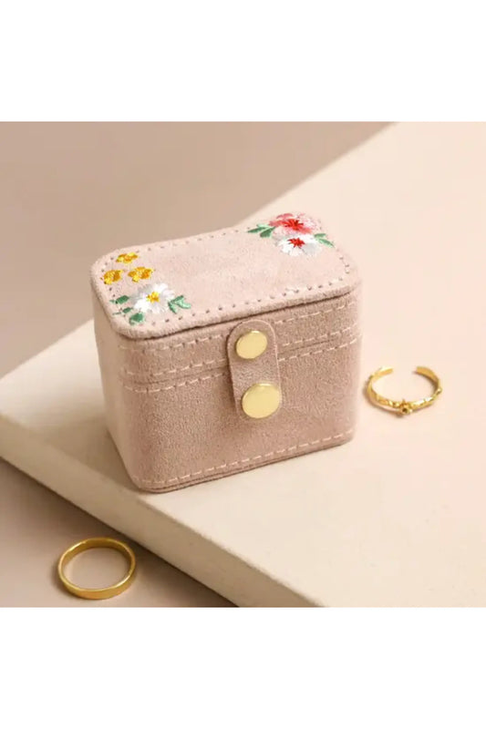 Embroidered Flowers Petite Velvet Travel Ring Box