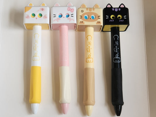 Changing Expression Cat Pen