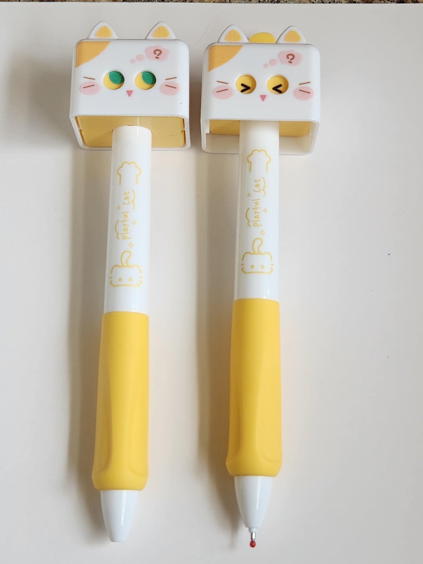 Changing Expression Cat Pen