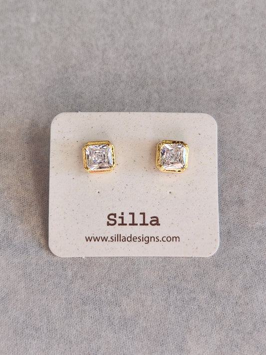Grace Square Diamond Stud Earring