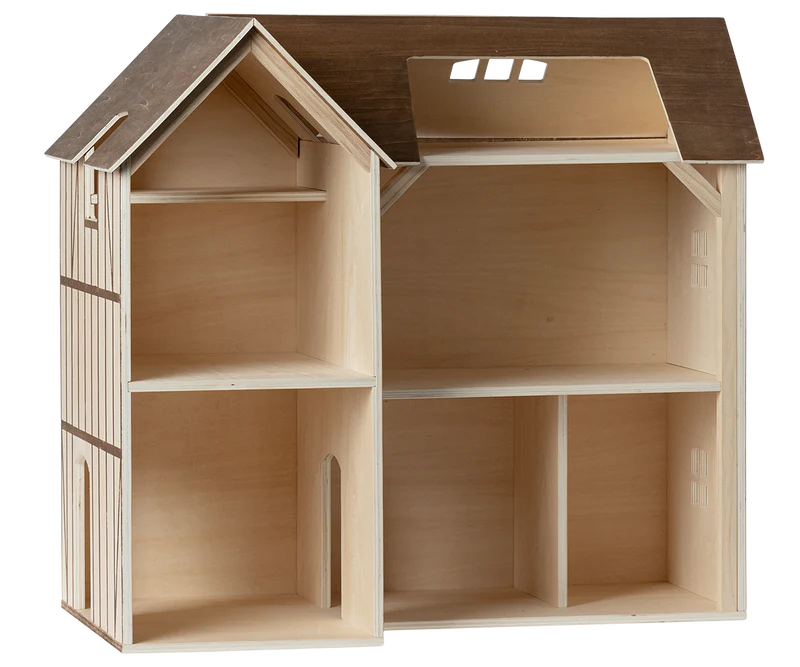 Mouse hole Farmhouse