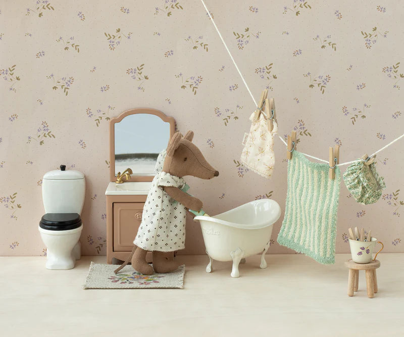 Sink Dresser - Dark Powder