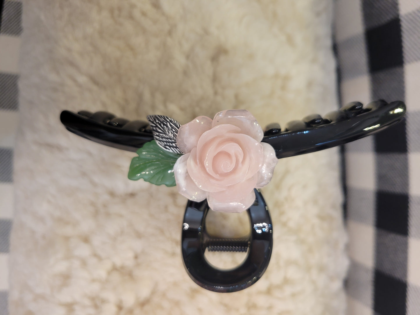 Mari Rose Claw Clip